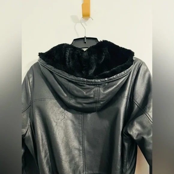 Vtg Wilson’s Leather Black 3/4 Length Coat Belted Soft Lining Warm Hooded Sz XL - Picture 7 of 9